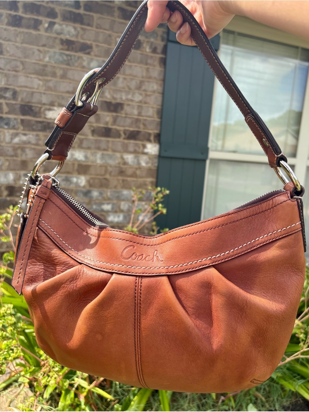 Vintage Y2K Coach Soho Pleated Leather Hobo Bag (Style #F13730)